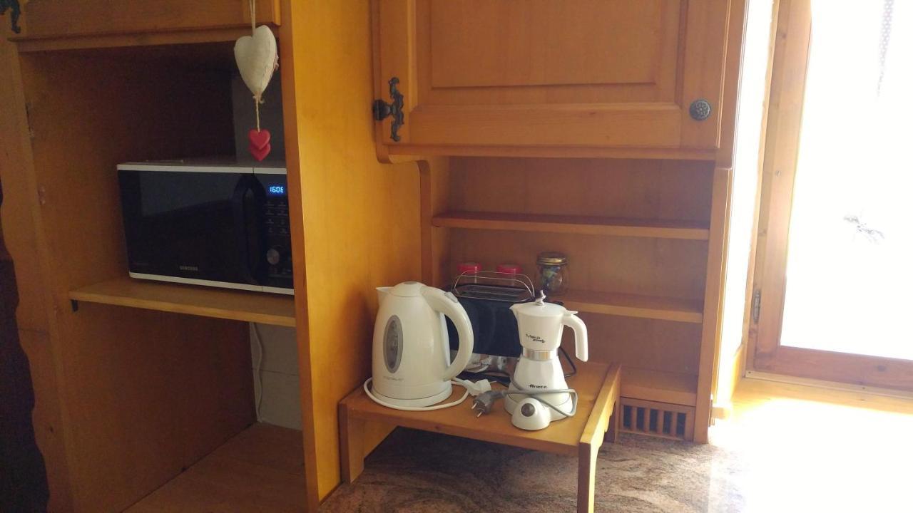 Casa Vacanze Miramonti - Appartamento Con Balcone Con Vista Sulle Dolomiti 보르카디카도레 외부 사진